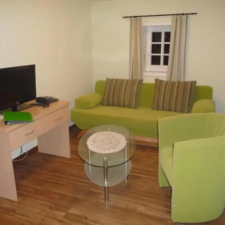 בית נופש Raeucherhaeusel *