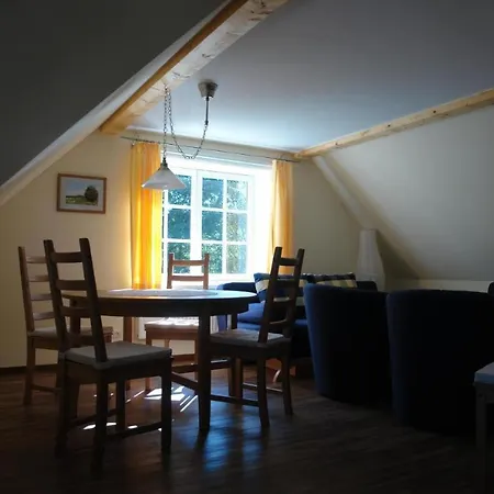 Raeucherhaeusel בית נופש *