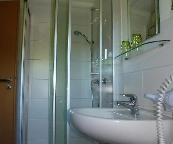 Raeucherhaeusel * Herrnhut